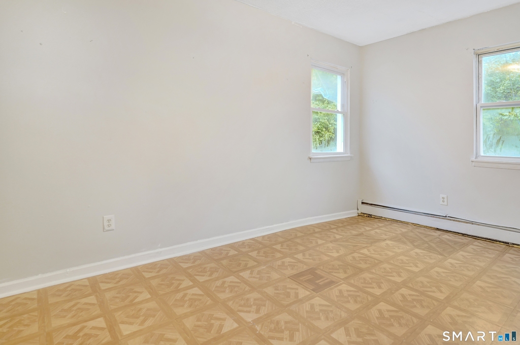 132 Locust Street - Photo 3