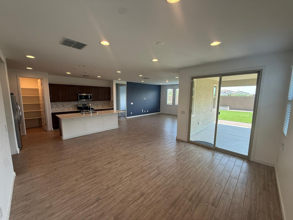 19145 W Coolidge Street - Photo 8