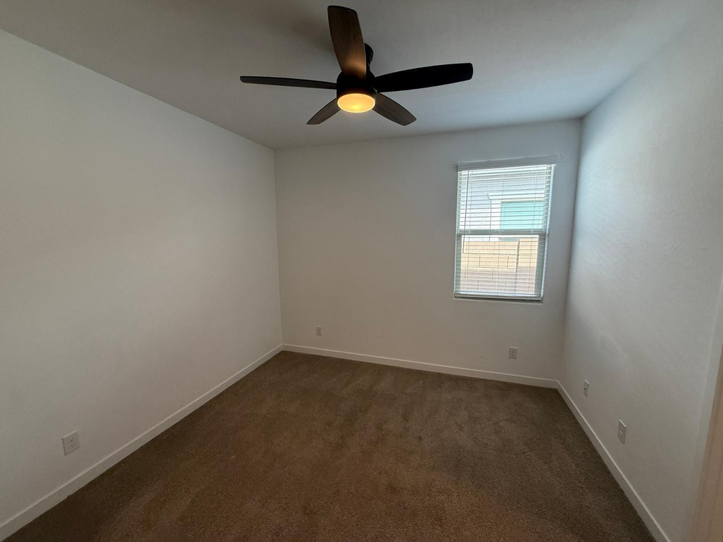 19145 W Coolidge Street - Photo 28
