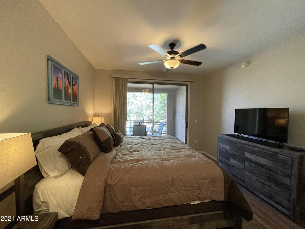 20100 N 78th Place - Photo 7