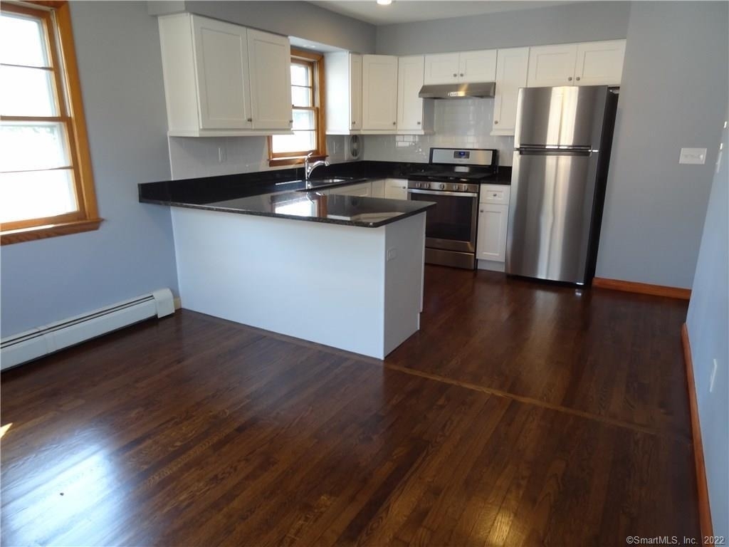 64 Nash Lane - Photo 2