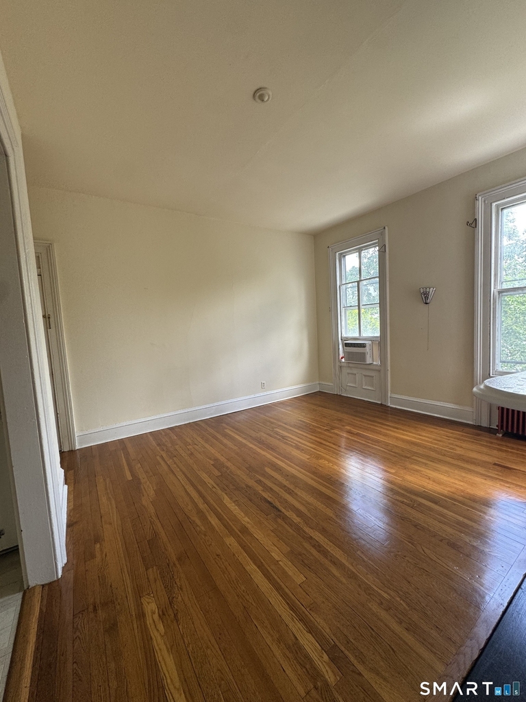 218 Flax Hill Road - Photo 4