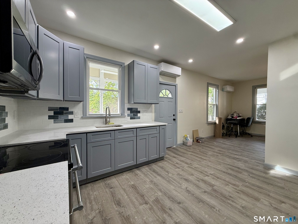 22 Hawthorne Avenue - Photo 2