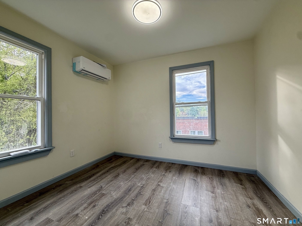 22 Hawthorne Avenue - Photo 10