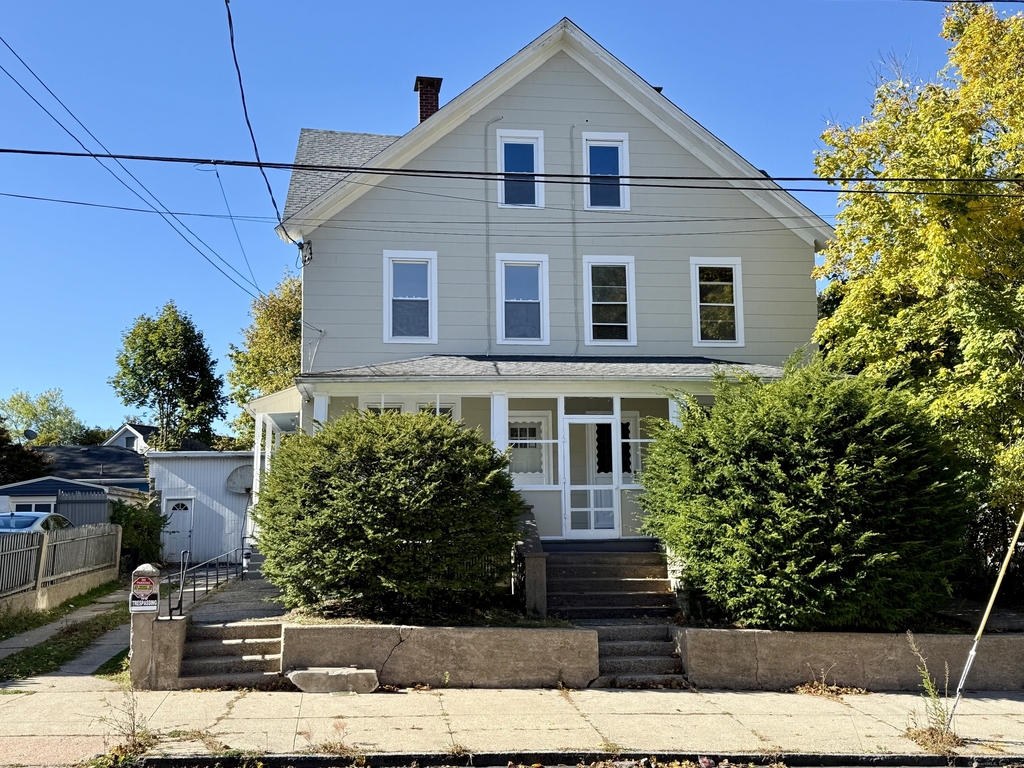 22 Hawthorne Avenue - Photo 0