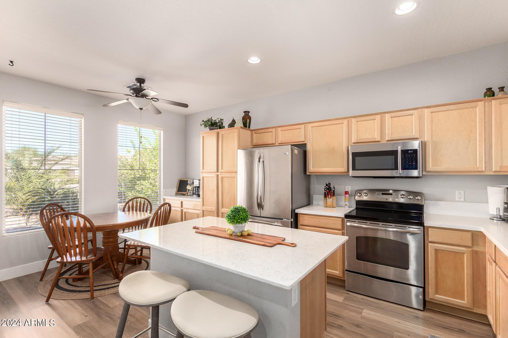 3725 E Meadowview Drive - Photo 11