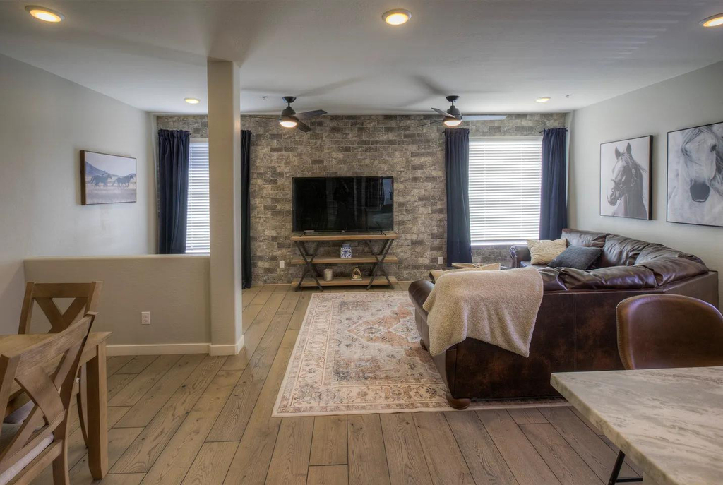 300 N Gila Springs Boulevard - Photo 2