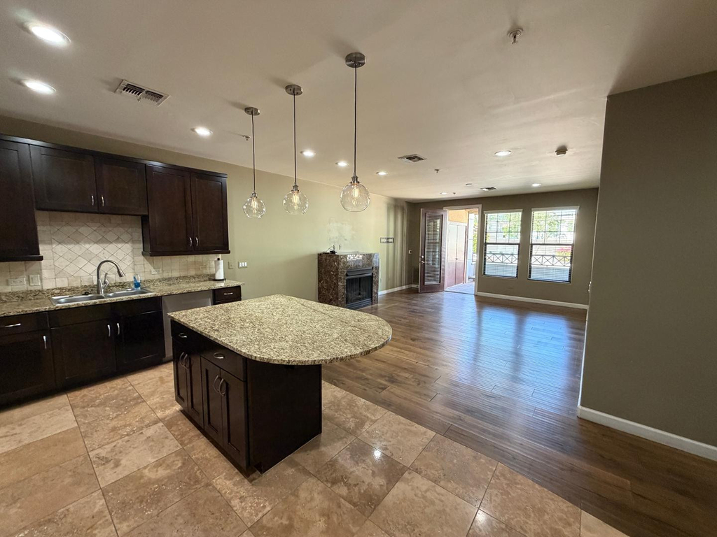 7291 N Scottsdale Road - Photo 0