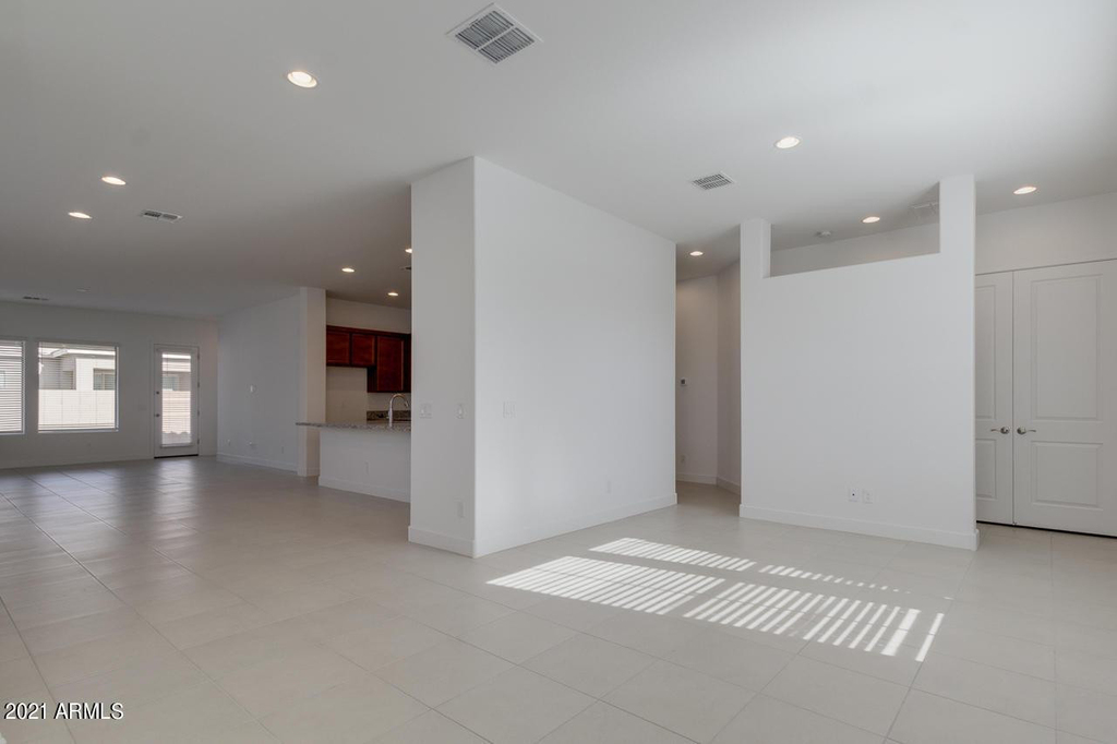 458 W Golden Aspen - Photo 5