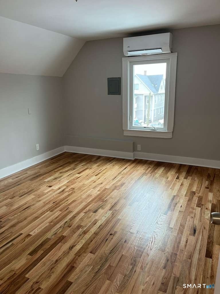 85 James Street - Photo 4