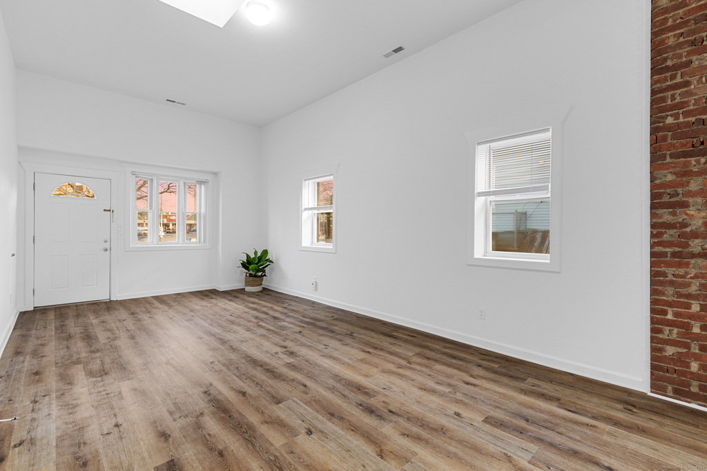 34 Dr Martin Luther King Jr Drive - Photo 7