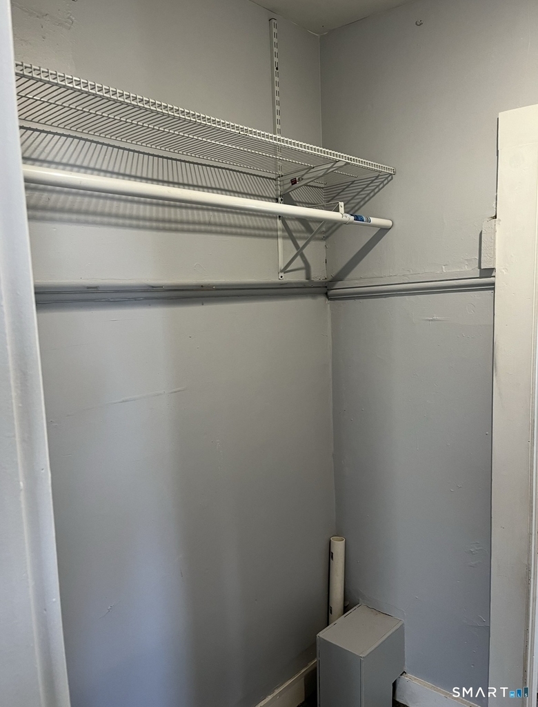 109 1/2 Oak Avenue - Photo 11