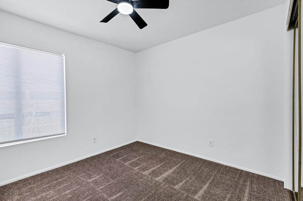 3840 N 43rd Avenue - Photo 11