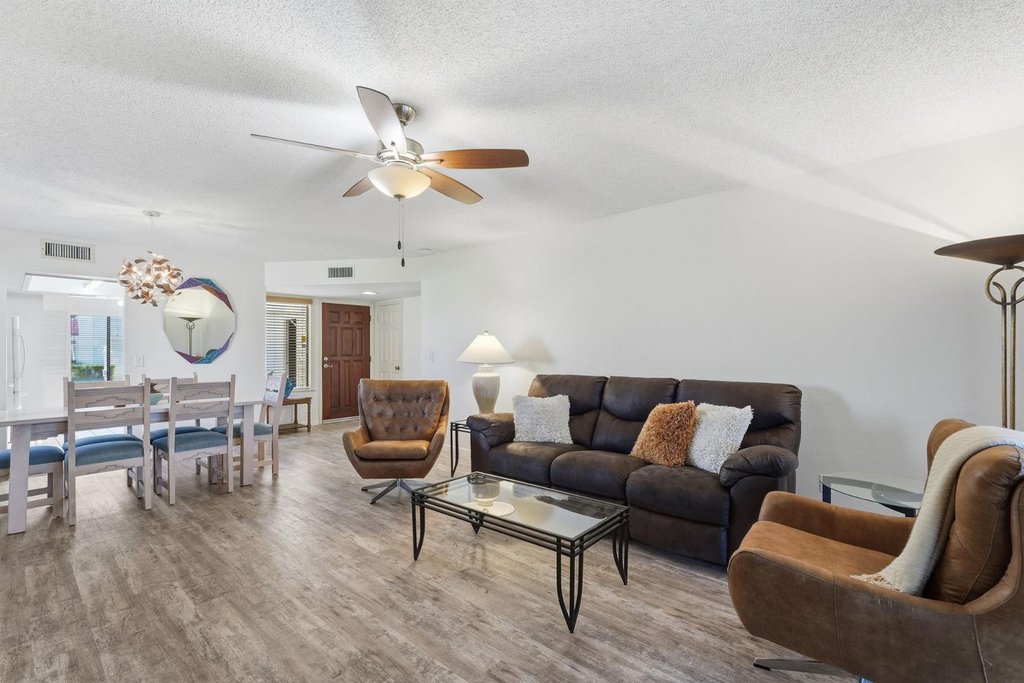 650 S Arrowwood Way - Photo 3