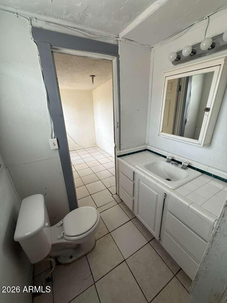 834 E 5th Street - Photo 12