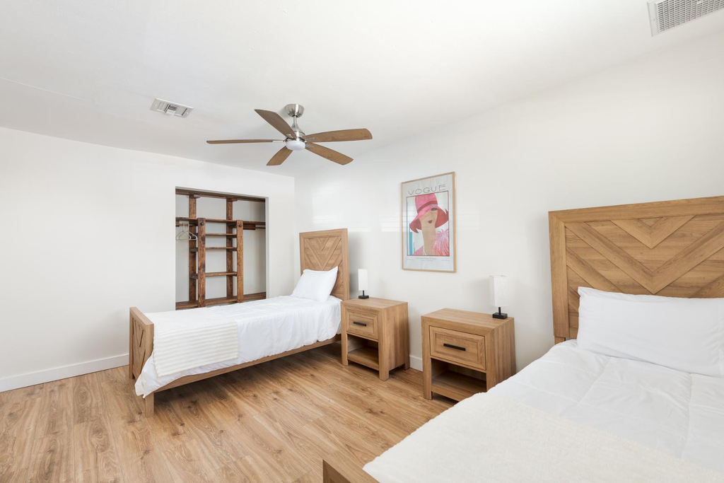 2237 E Hillery Drive - Photo 9