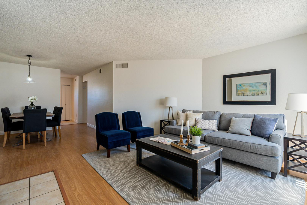 11640 N 51st Avenue - Photo 6