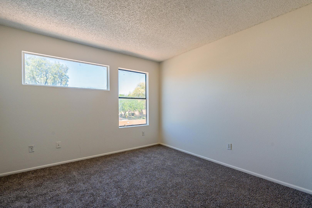 11640 N 51st Avenue - Photo 14