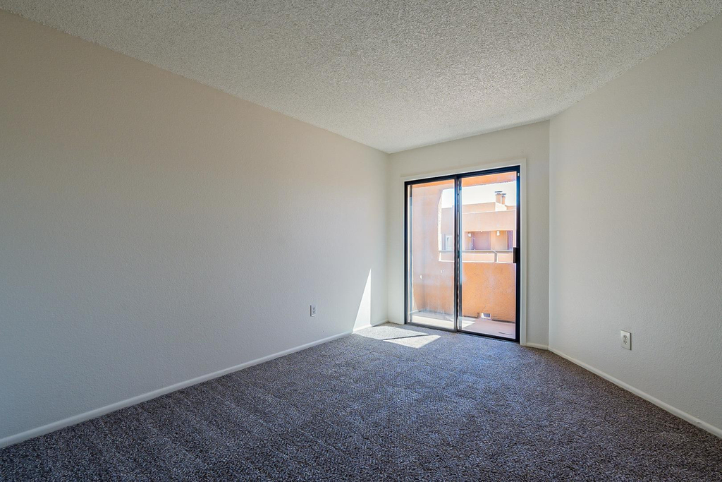 11640 N 51st Avenue - Photo 19