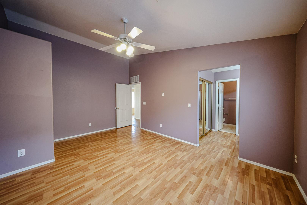 10935 W Ruth Avenue - Photo 10