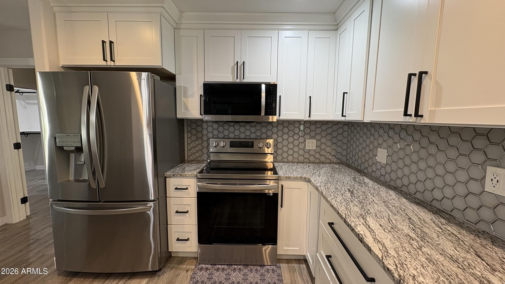 4422 W Greenway Road - Photo 14