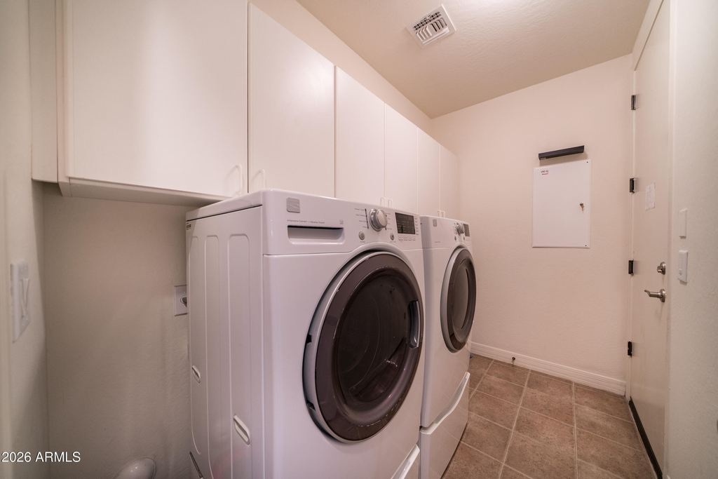 2681 E Hampton Lane - Photo 26