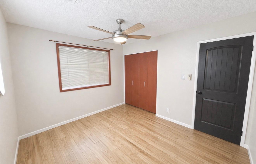 1237 E Riviera Drive - Photo 9