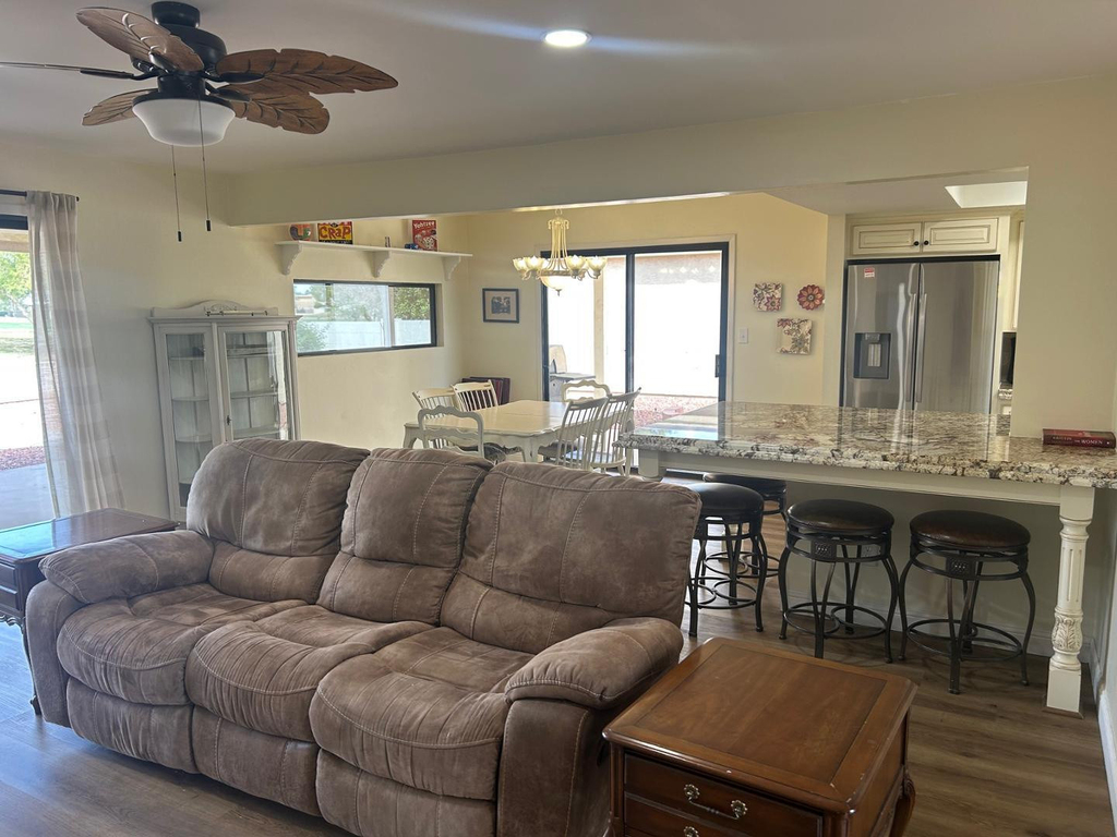 9554 E Fairway Boulevard - Photo 4