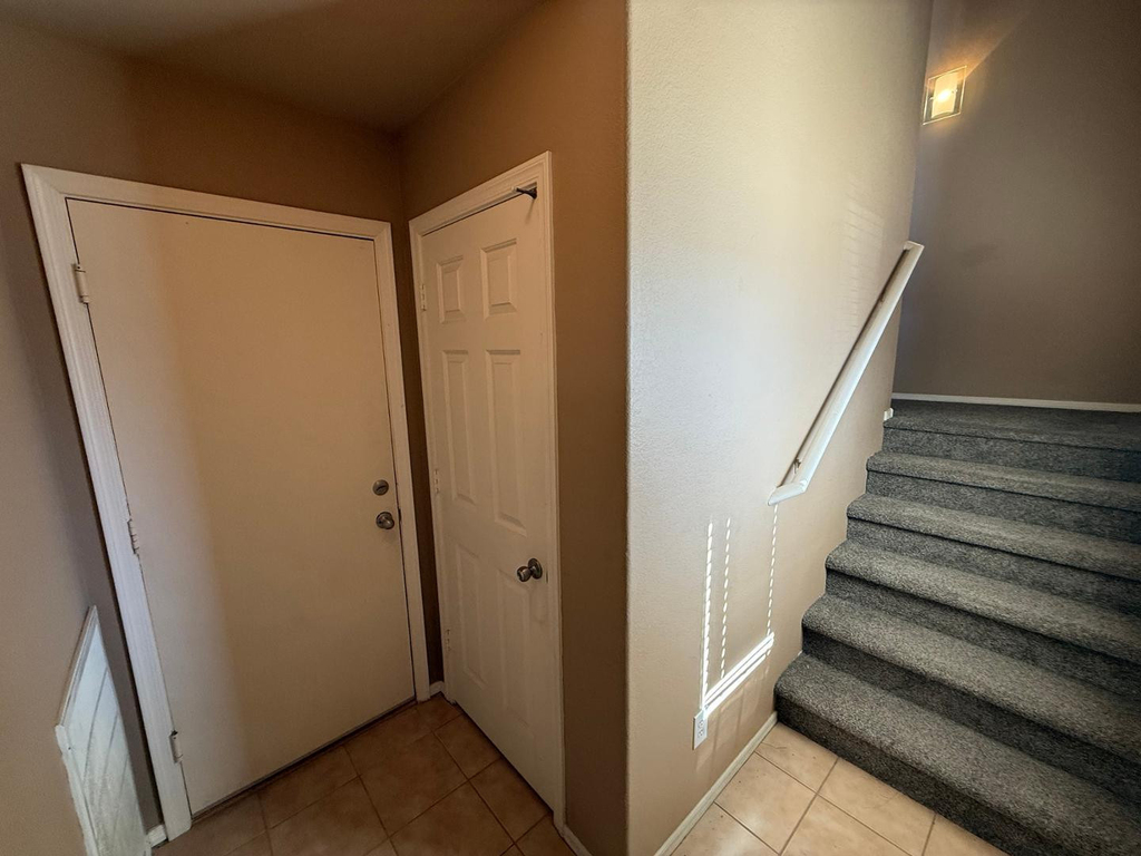 900 S 94th Street - Photo 1