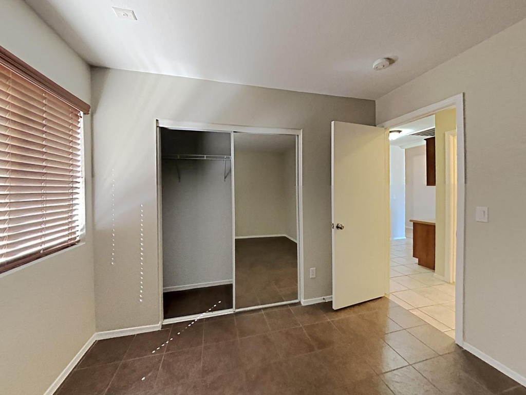 16229 W Superior - Photo 7