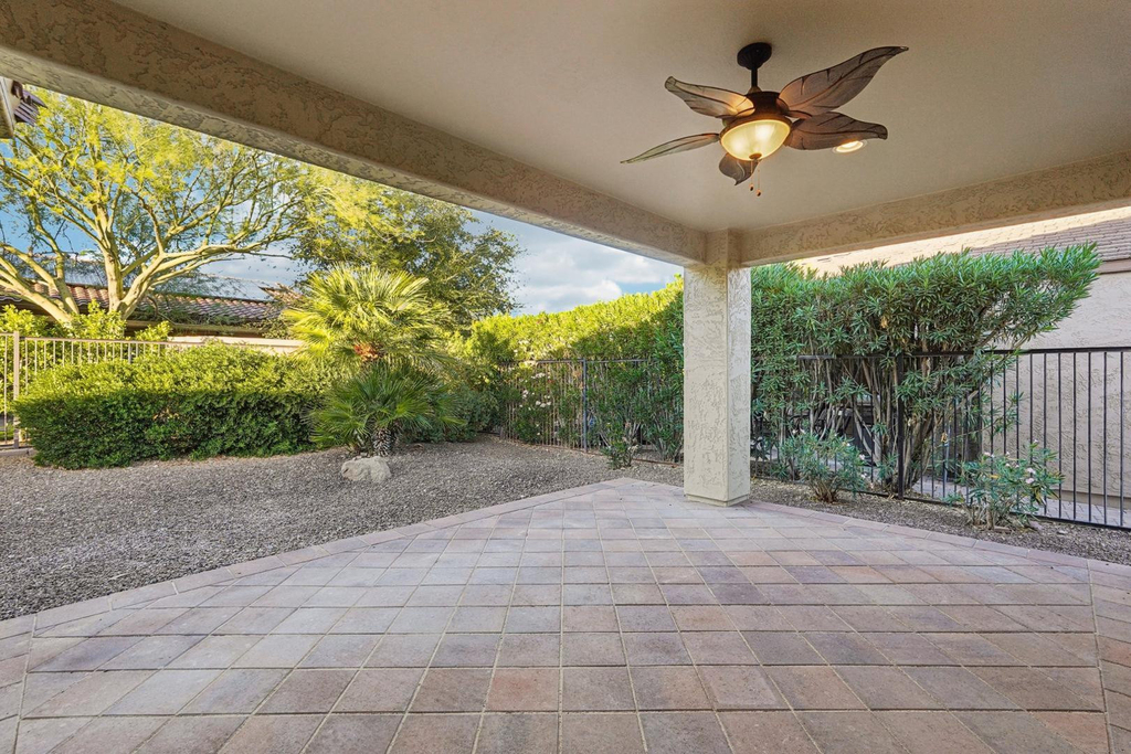 12600 W Rosewood Lane - Photo 26