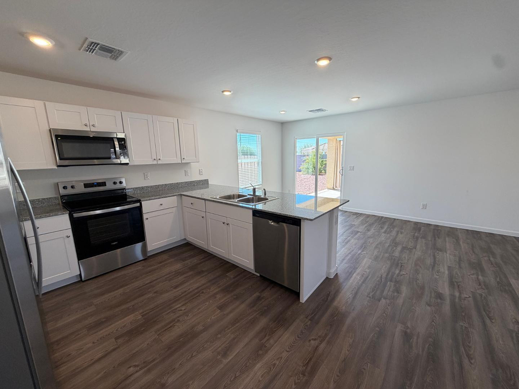1473 E Jaycie Drive - Photo 16