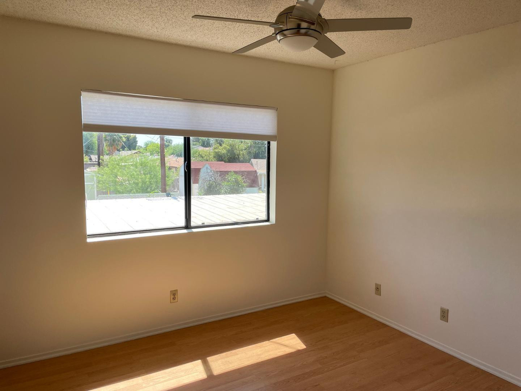 749 E Montebello - Photo 14
