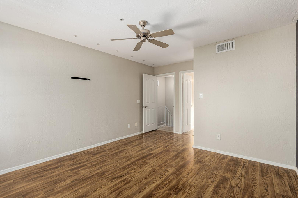 14145 N 92nd Street - Photo 8