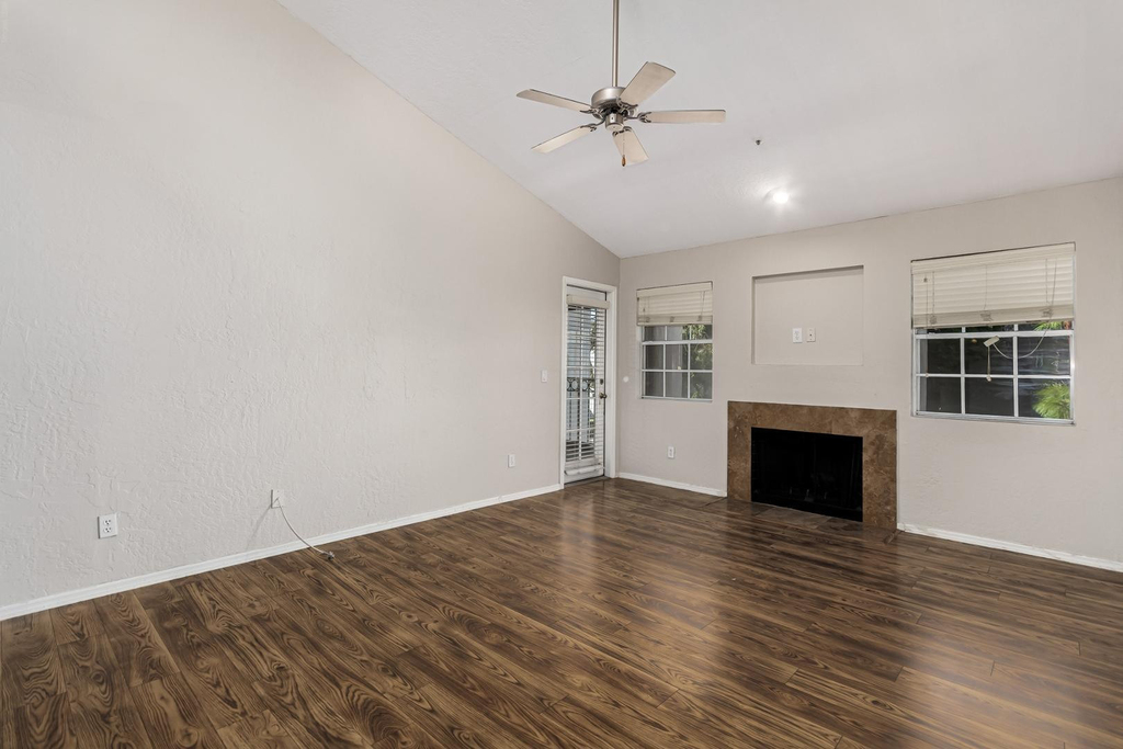 14145 N 92nd Street - Photo 2