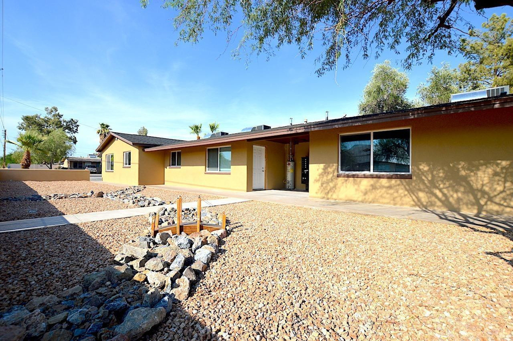 1119 N 35th Street - Photo 1
