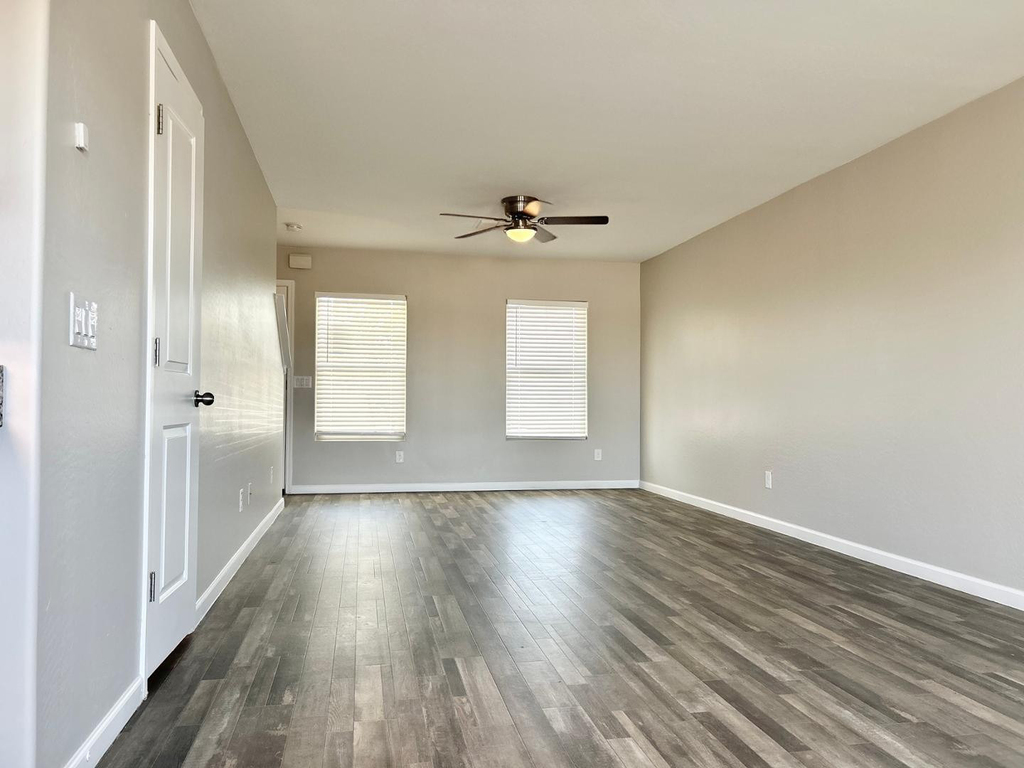 1660 S Wooten Street - Photo 3