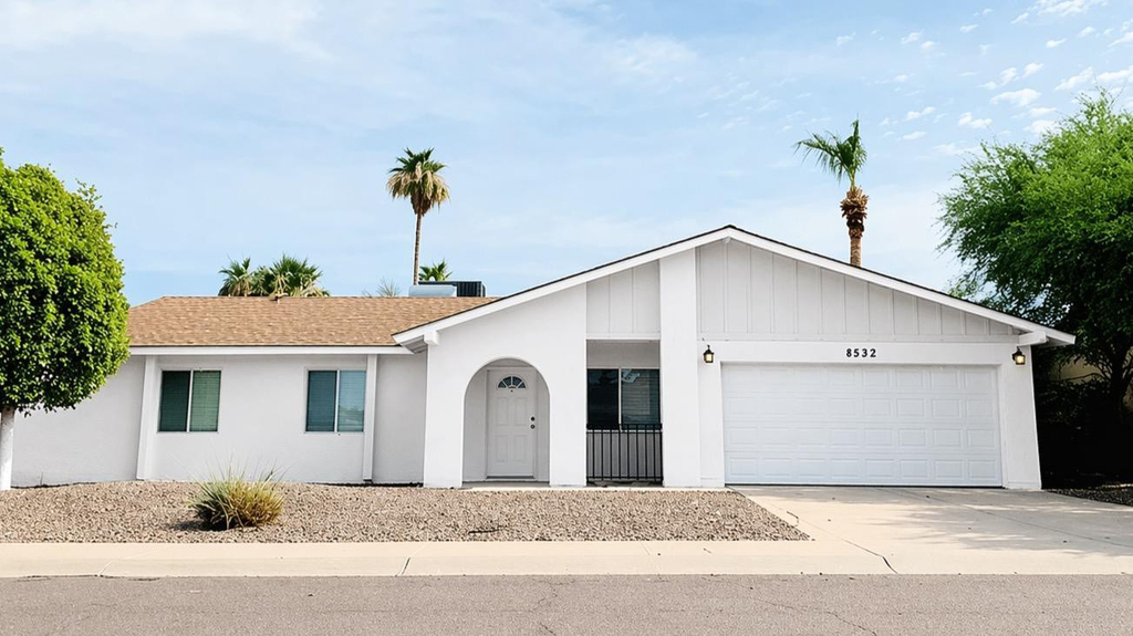 8832 E Lupine Avenue - Photo 0