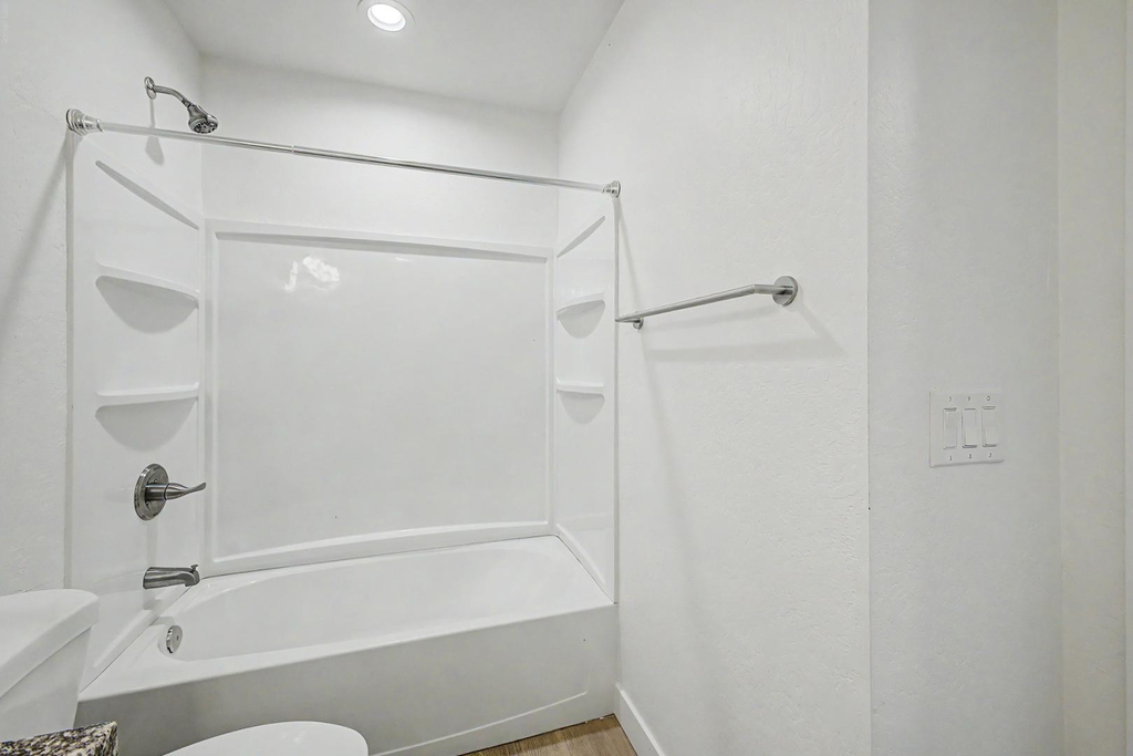 105 W Latona - Photo 28