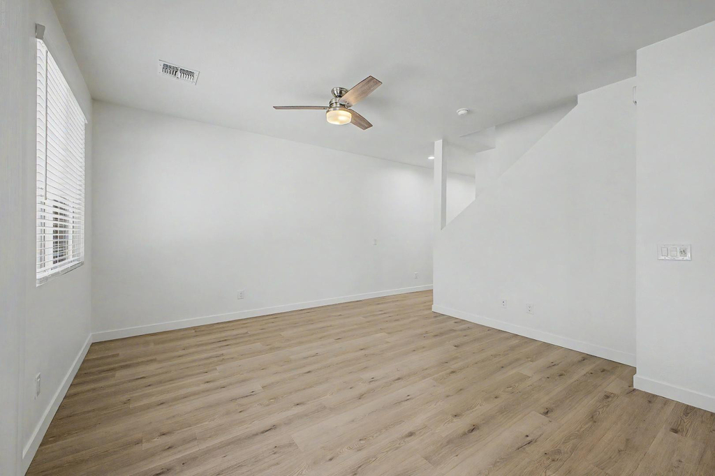 105 W Latona - Photo 6