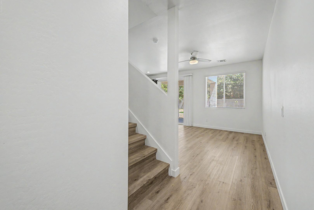 105 W Latona - Photo 4