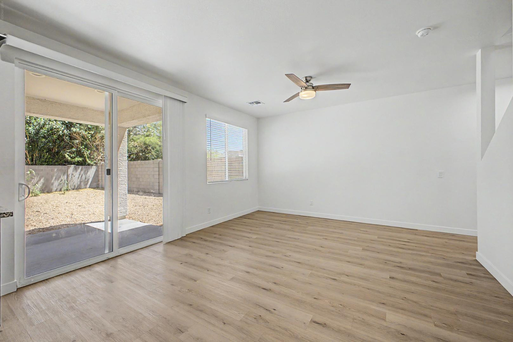 136 W Latona Road - Photo 5