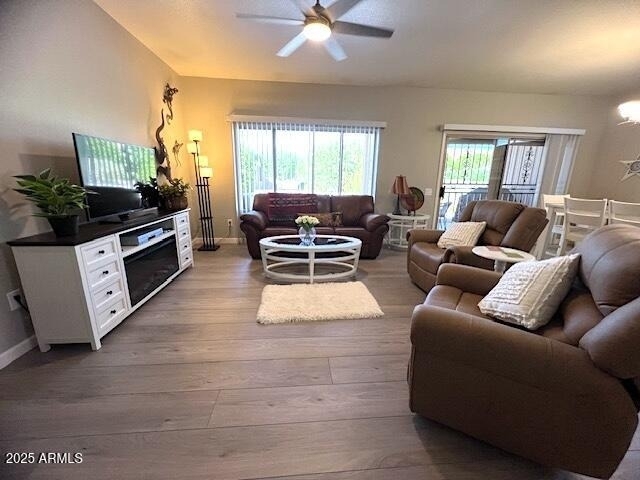 15628 W Hidden Creek Lane - Photo 2