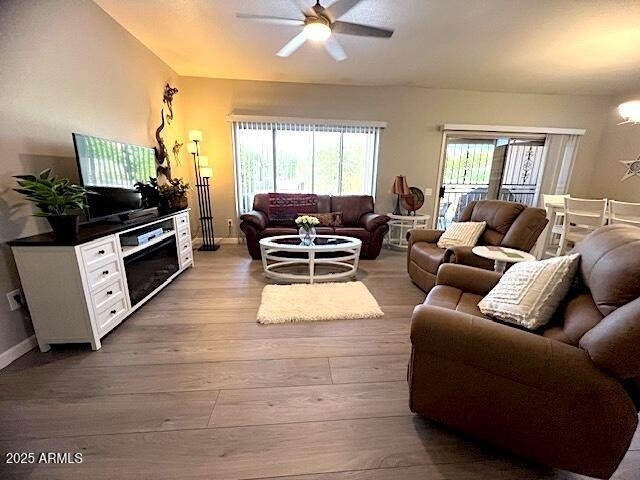 15628 W Hidden Creek Lane - Photo 3