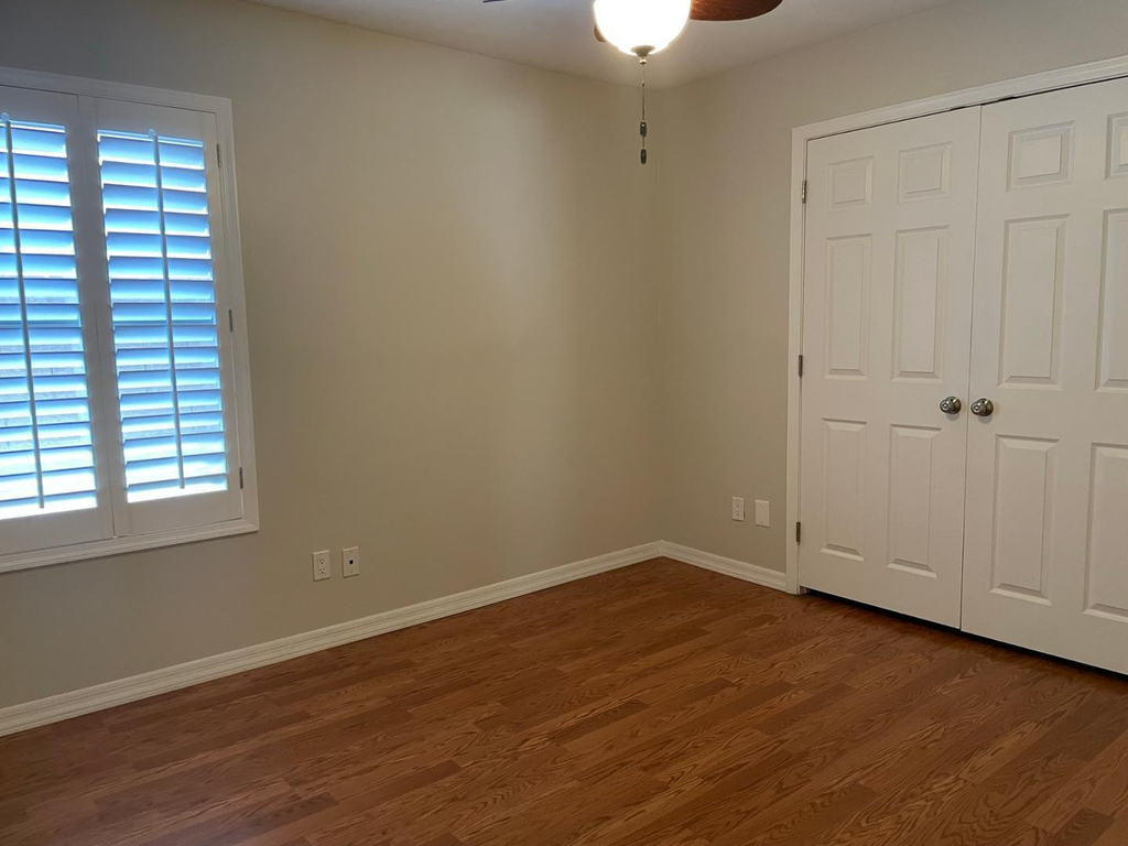 21611 N 48th Place - Photo 11