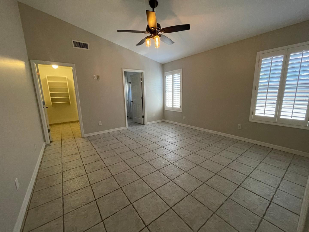 21611 N 48th Place - Photo 17