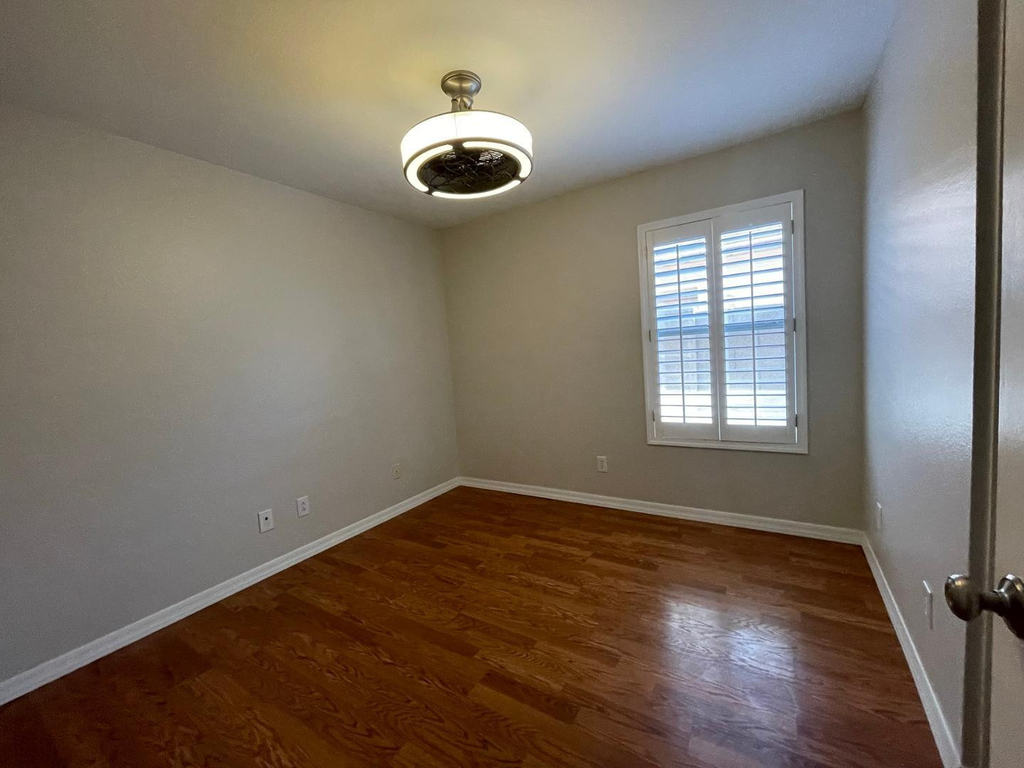 21611 N 48th Place - Photo 15