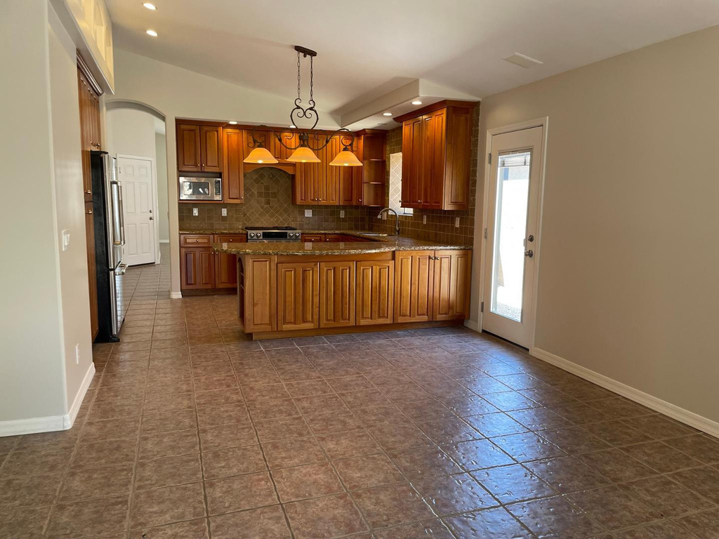 21611 N 48th Place - Photo 8