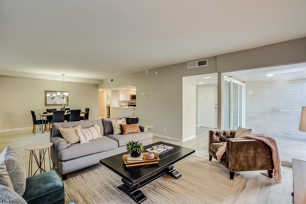 351 E Thomas Road - Photo 7