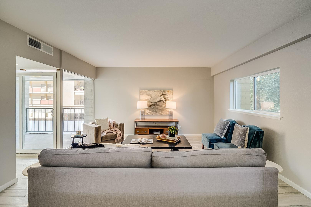 351 E Thomas Road - Photo 4